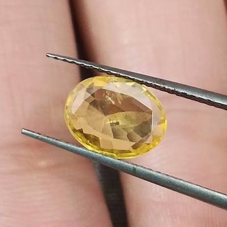 Yellow sapphire - Image 3